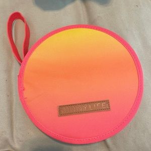 Sunnylife picnic set